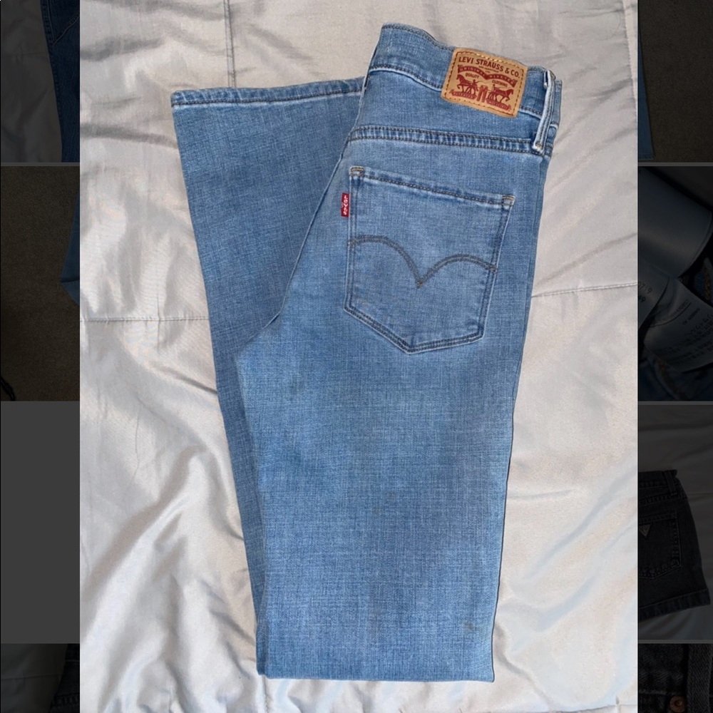 Levi’s Bootcut Jeans